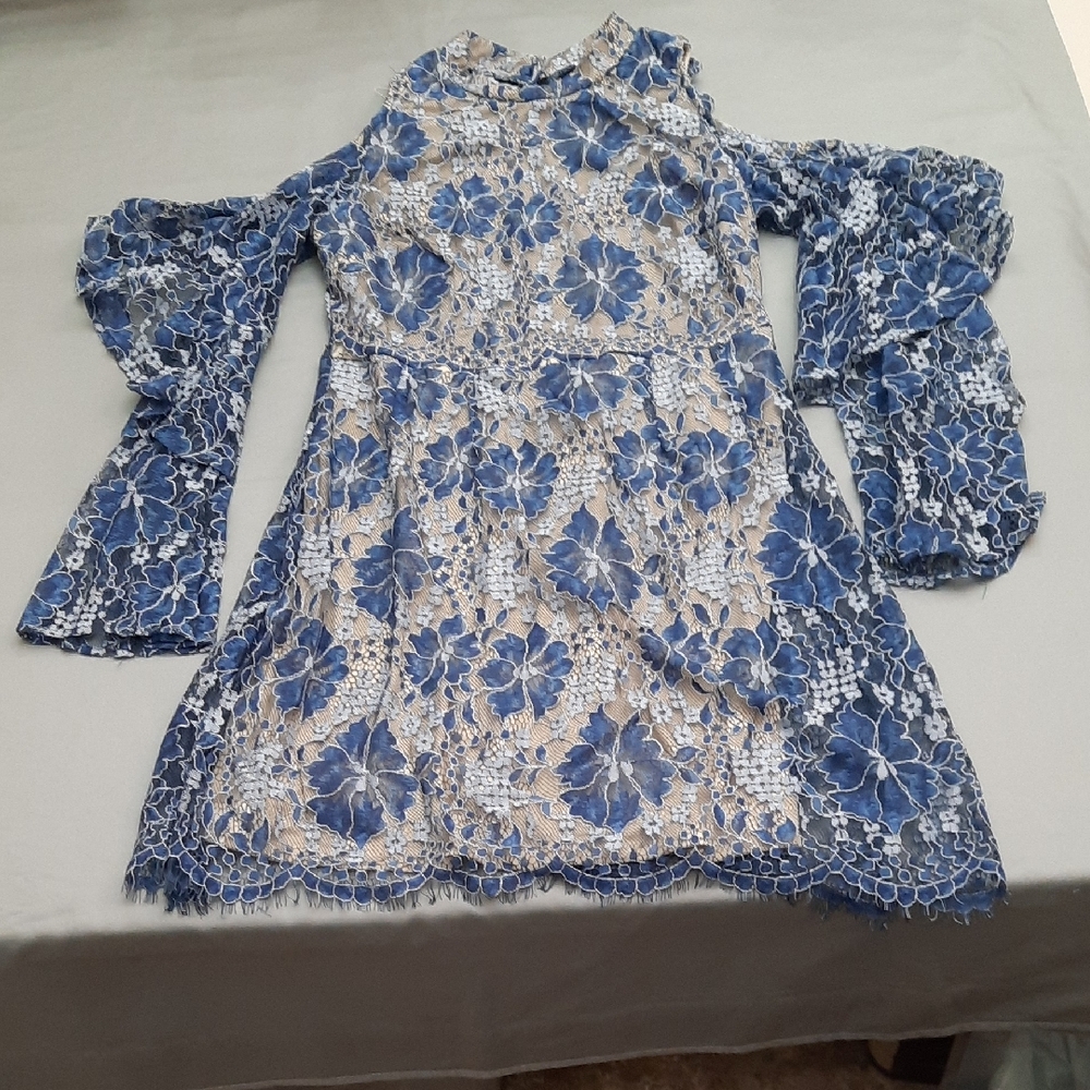 VENUS Kids Dress with Blue Floral Lace - Size M